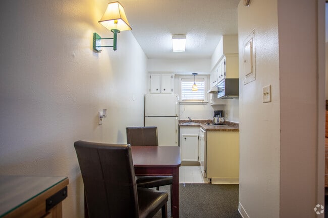 1BR,1BA 425 Sqft