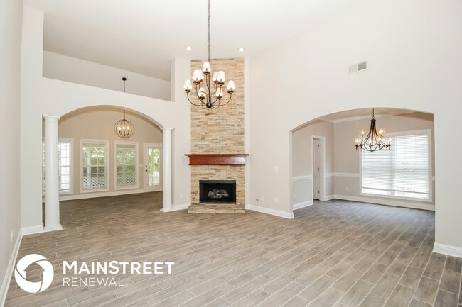 Photo - 107 Caitlin Ln