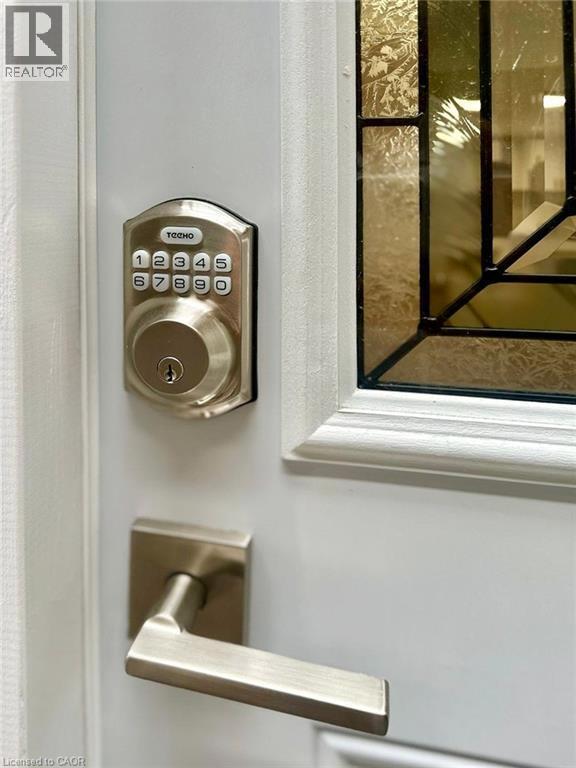 Photo - 47 Elmbank Trail