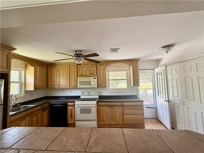 Photo - 5 Copes Ln
