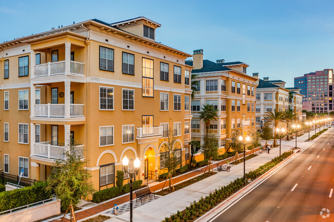 860 N Orange Ave Orlando, FL 32801 - Park North at Cheney Place Apartments