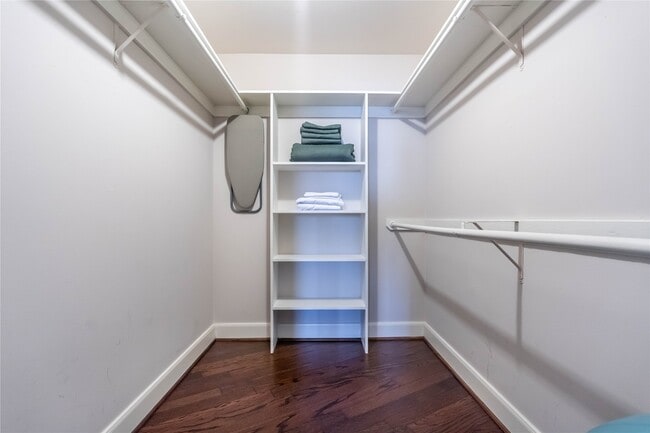 3525 Sage Rd Unit 1313