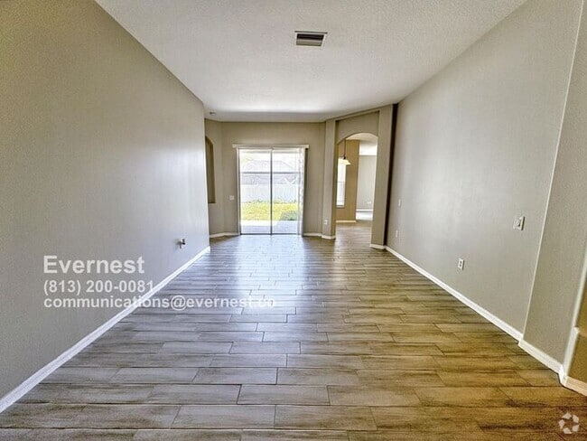 Building Photo - 2711 King Surrey Ct Rental