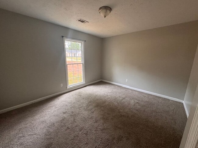 Photo - 221 Hearthstone Dr