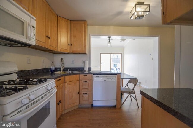 Photo - 224 Waverly Rd