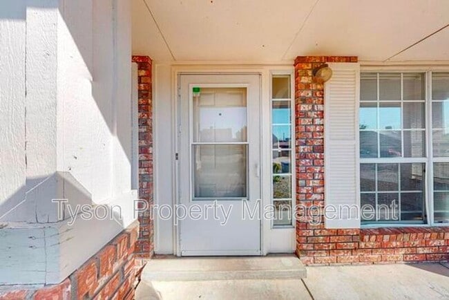 Photo - 4701 Plume Rd NW