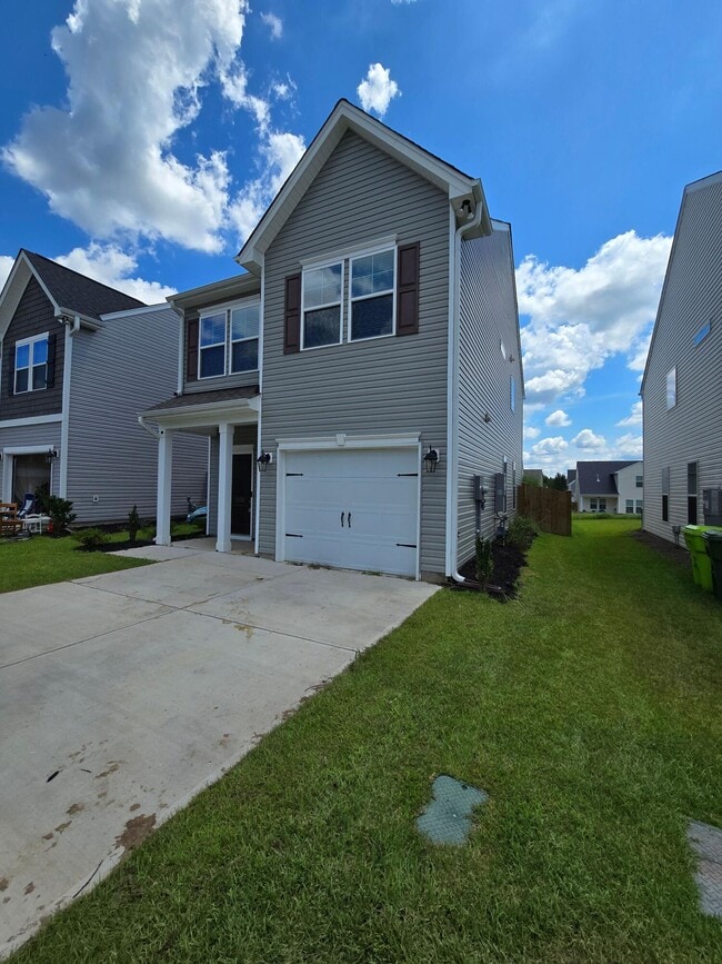 Photo - 1032 Crescent Moon Lp