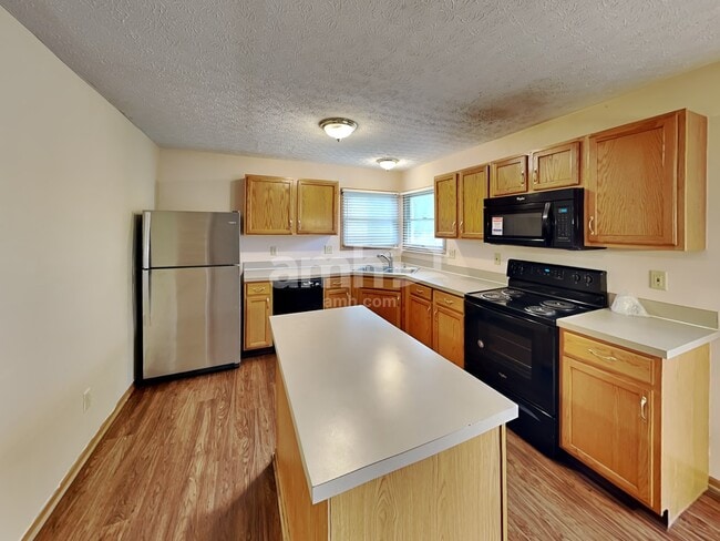 Photo - 5016 Scalton Pl