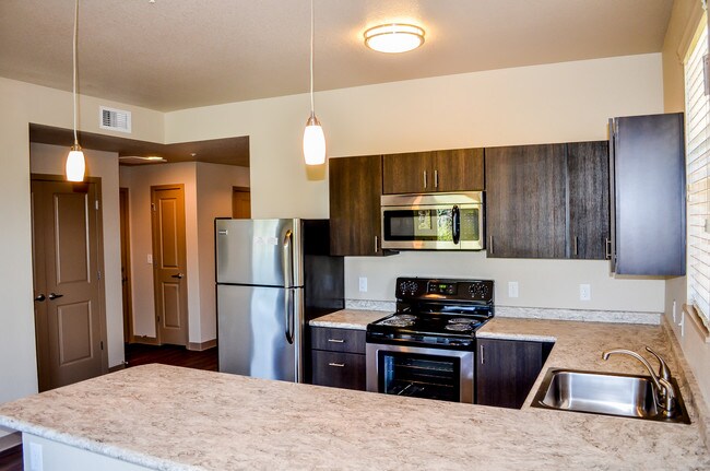 Photo - Carriage House (new)