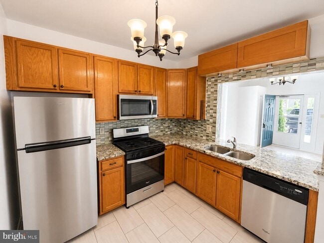 Photo - 308 Assembly Point Ct