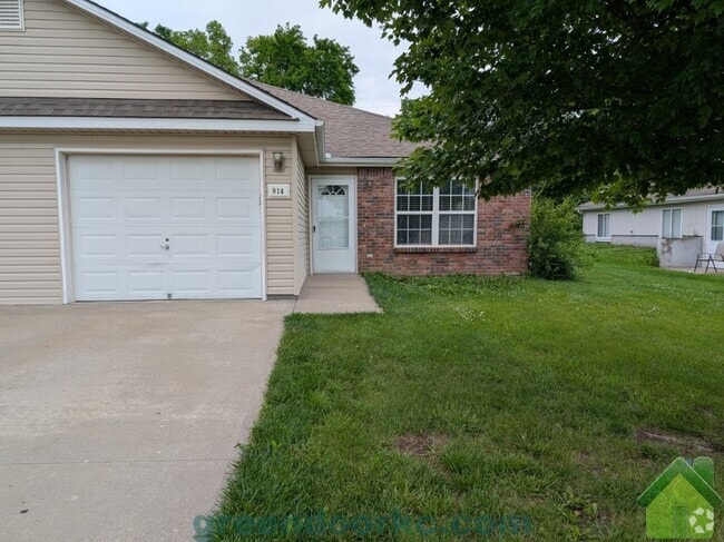 Building Photo - 914 Fall Meadow Ln Rental
