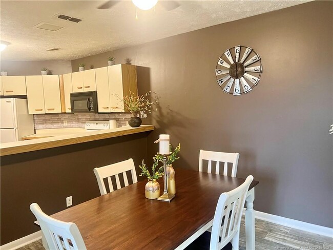 Photo - 6792 Willowbrook Dr