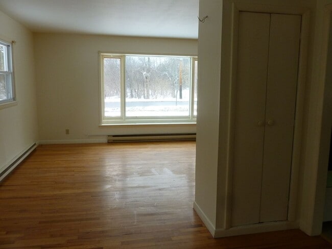 Photo - 48 Madison St