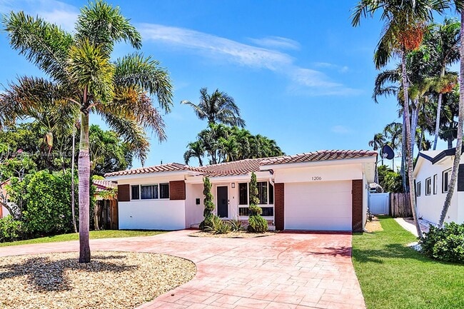 Photo - 1206 Lincoln St