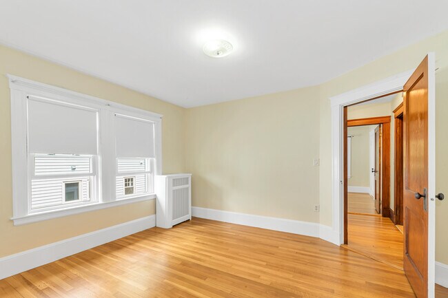 Photo - 97 Willow St Unit 2