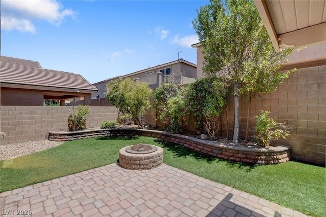 1005 Roaring River Ave