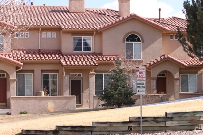 Building Photo - 1583 Courtyard Heights Rental