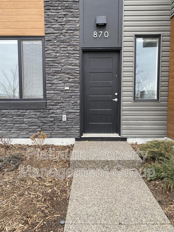 Photo - 870 Cornerstone Blvd NE