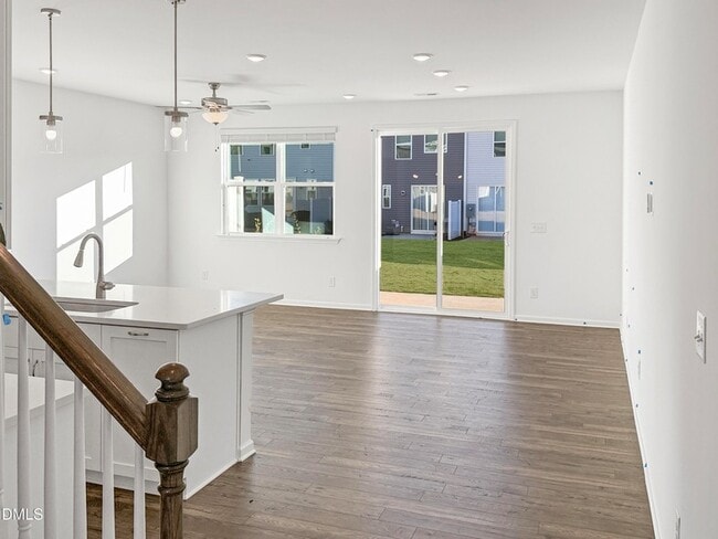 Photo - 159 Siebold St