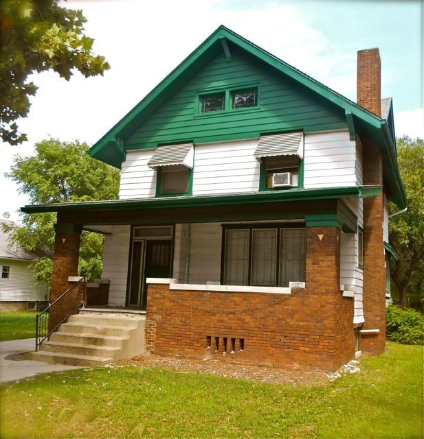 Building Photo - 1208 N University St Rental