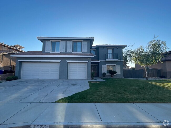 Building Photo - Victorville- Tanamera Home-  4 Bedrooms, 3...