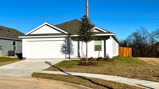Building Photo - 7904 Gilbert St Rental