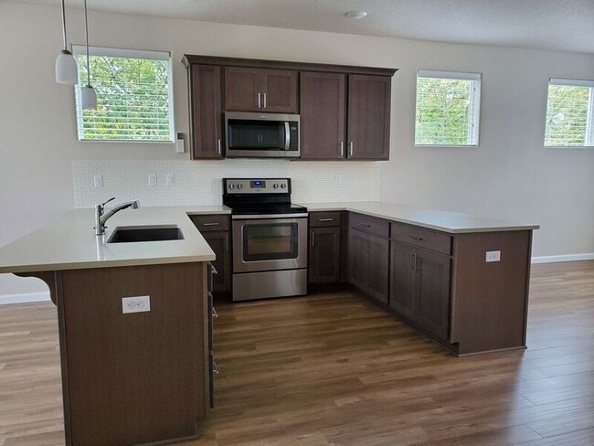 Photo - 16597 SW Blanton St