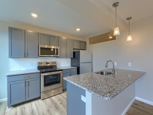 Photo - 1402 N 3rd St Unit Apt 1