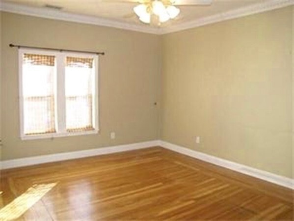 Photo - 606 E 6th St Condo Unit 3