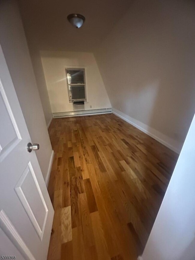 Photo - 192 Fairview Ave Unit 3