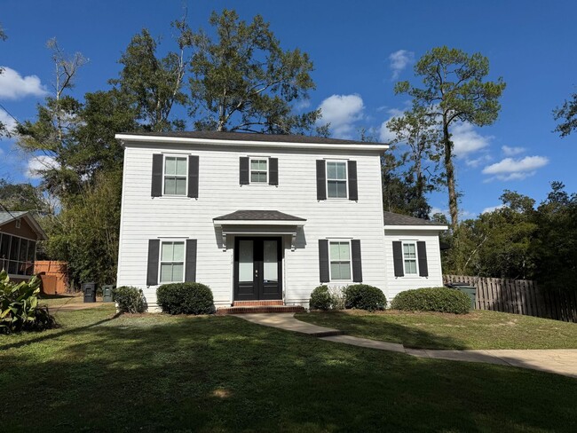 Newer Construction In Midtown - Newer Construction In Midtown Casa