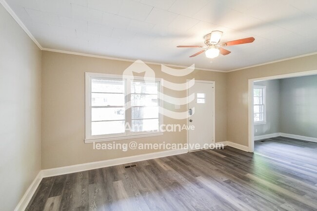 Photo - 136 Evergreen St