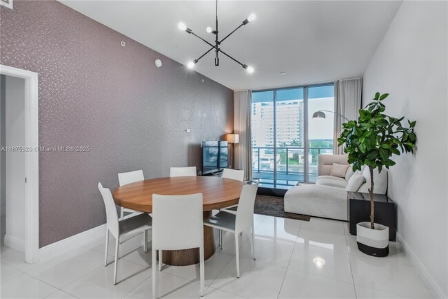 Building Photo - 7928 East Dr Unit 605 Rental
