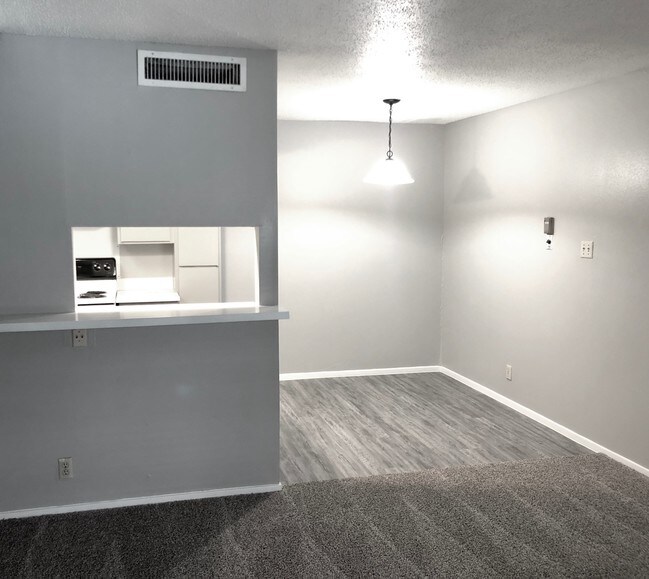 Photo - Century Plaza Apartments