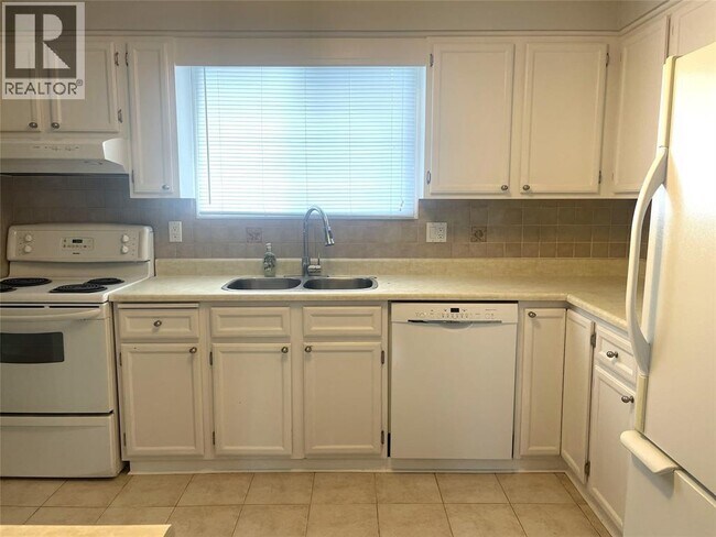 Photo - 1239 Norfolk Ave