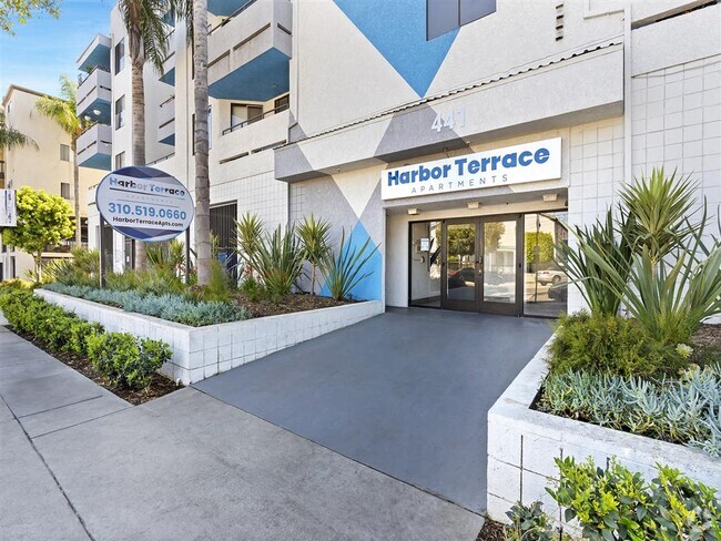 Building Photo - Harbor Terrace Rental