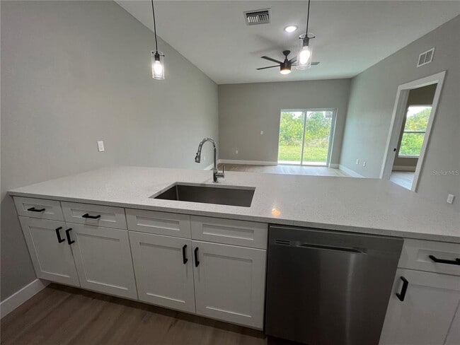 Photo - 12130 Henley Ave