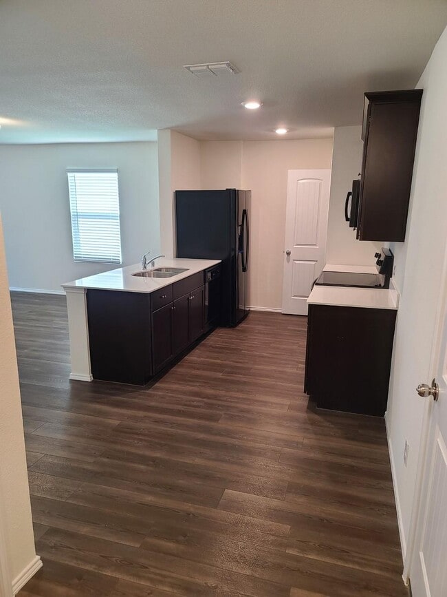 Photo - 4009 Renee Dr