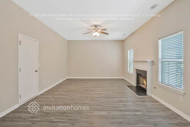 Photo - 3519 Umatilla Ln