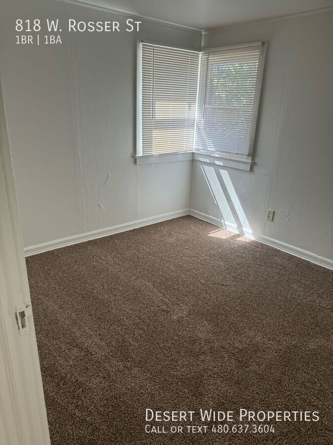 Photo - 818 W Rosser St