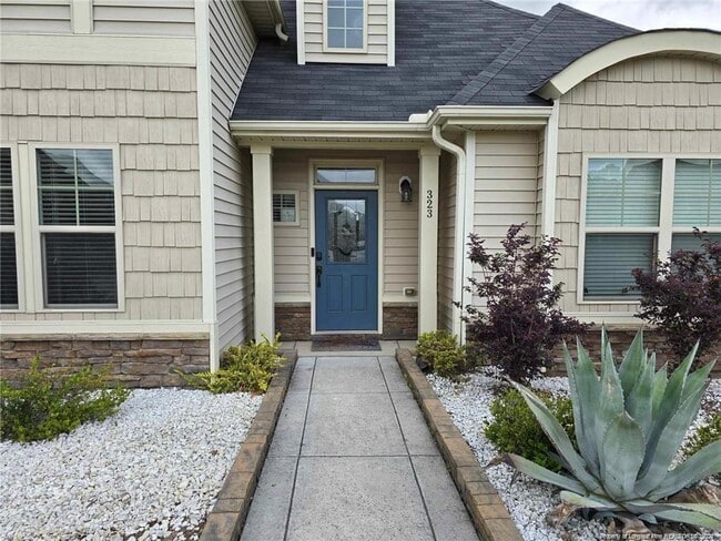 Photo - 323 Nottingley Dr