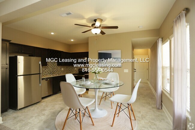 Photo - 132 Barberry Ln