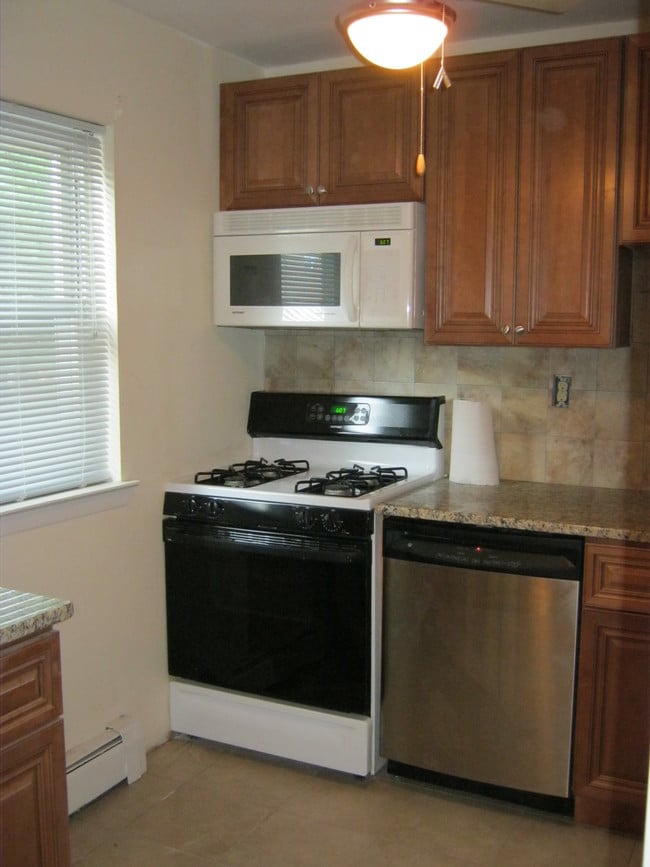 Cocina - 2467 NJ-10 Unidad 22-4B