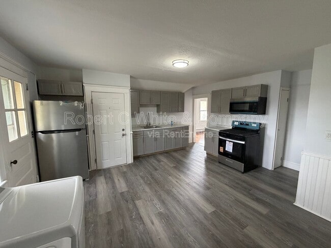 Photo - 28 Hull St Unit Floor 3