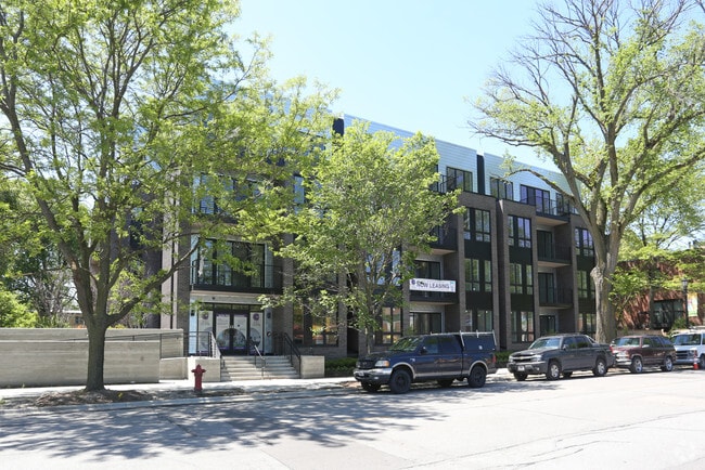 1620 Central