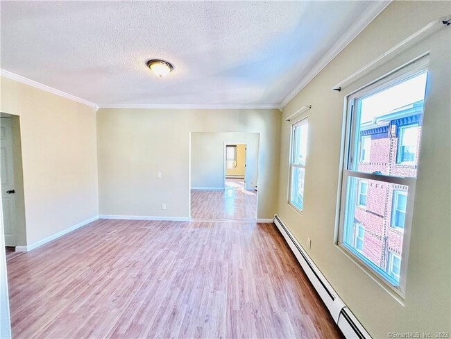 Photo - 398 Park St Unit 3