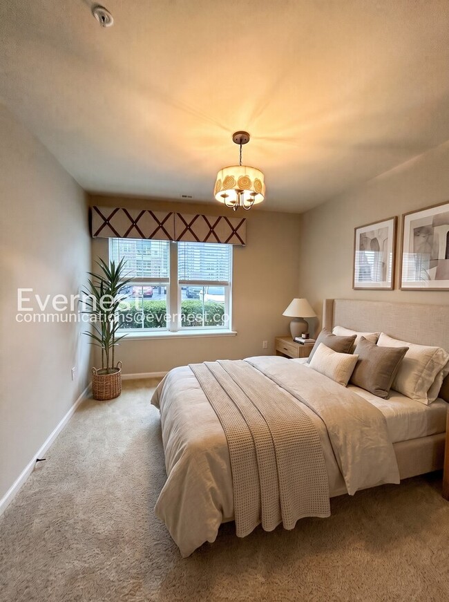 14001 Briars Cir Unit 104