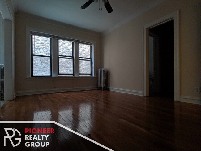 Photo - 4647 N Paulina St Unidad #4641-204