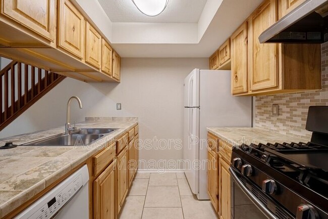 Photo - 500 Hesters Crossing Rd Condo Unit #304