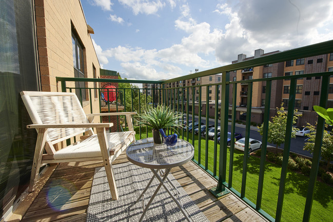 Balcony - Hiawatha Flats Apartments